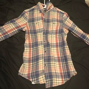 Plad button up shirt